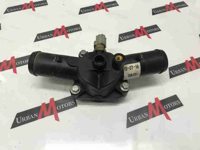 Фланець системи охолодження (трійник) LR022690 LAND ROVER