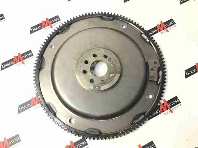 Демпферний маховик LR026239 LAND ROVER