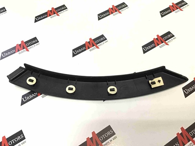 Накладка заднього лівого крила LR027252 LAND ROVER