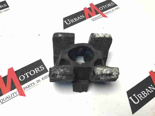 Подушка радіатору нижня LR034565 LAND ROVER