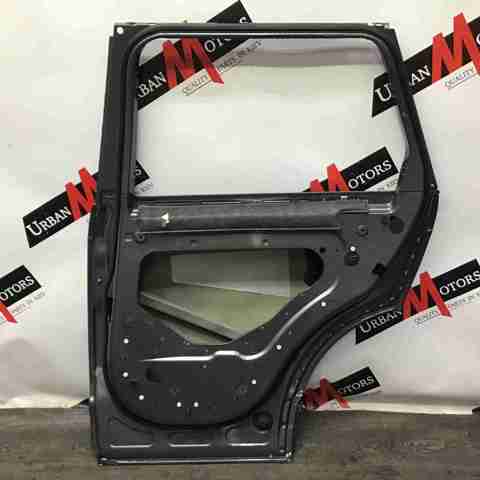 Двері пасажирські задні праві LR036402 LAND ROVER