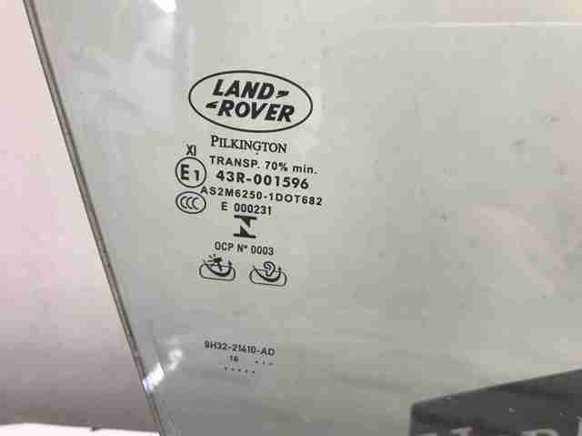 Скло передніх дверей, правою LR041637 LAND ROVER