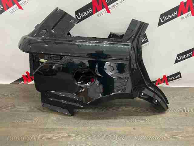 Бічна частина задні праві LR044372 LAND ROVER
