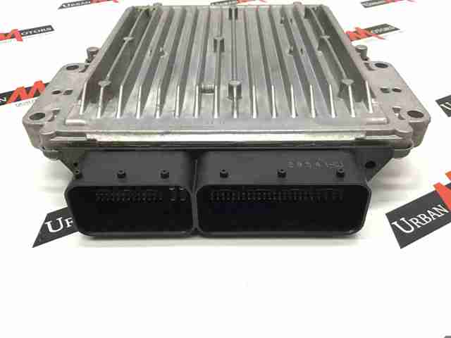 Блок двигуна LR050996 LAND ROVER