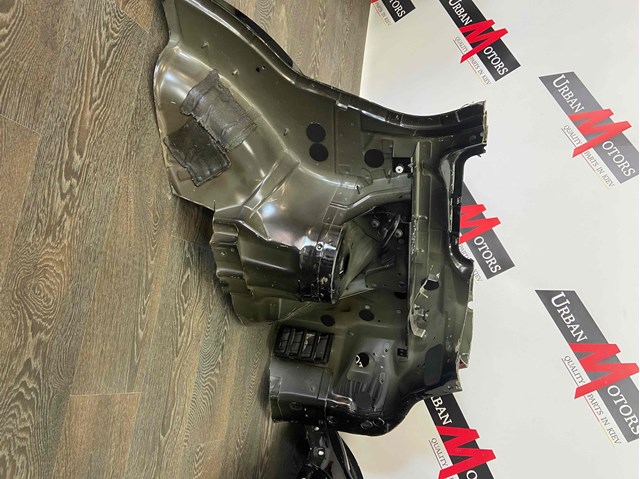Бічна частина задні праві LR054608 LAND ROVER