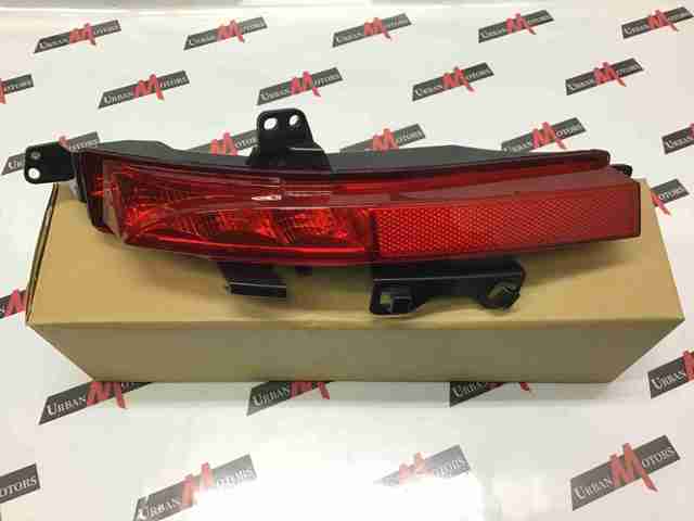 Протівотуманнка задня, ліва LR060911 LAND ROVER