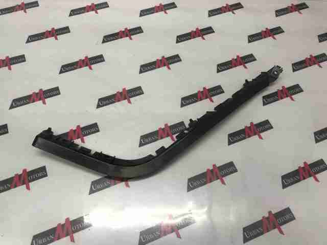 Направляюча заднього бампера, ліва LR061275 LAND ROVER
