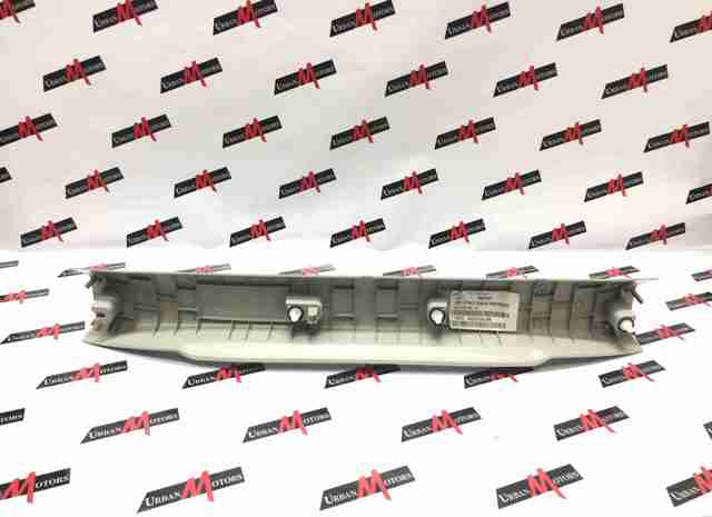 Обшивка багажника LR077095 LAND ROVER