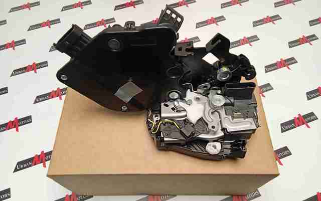Замок дверей водія LR078728 LAND ROVER