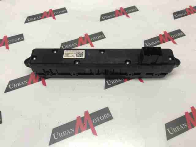 Блок кнопок центральної консолі LR079453 LAND ROVER