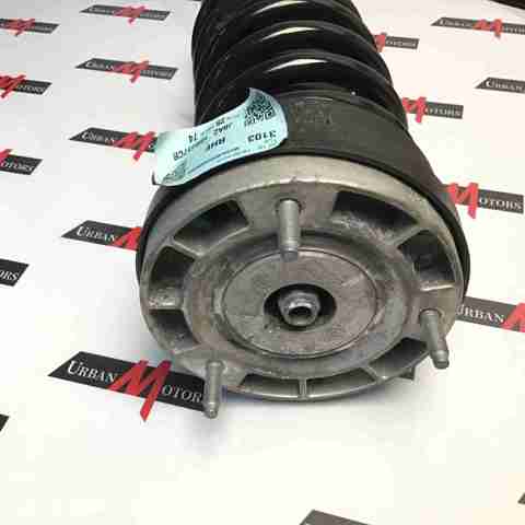 Стойка амортизатора передняя LR090615 LAND ROVER