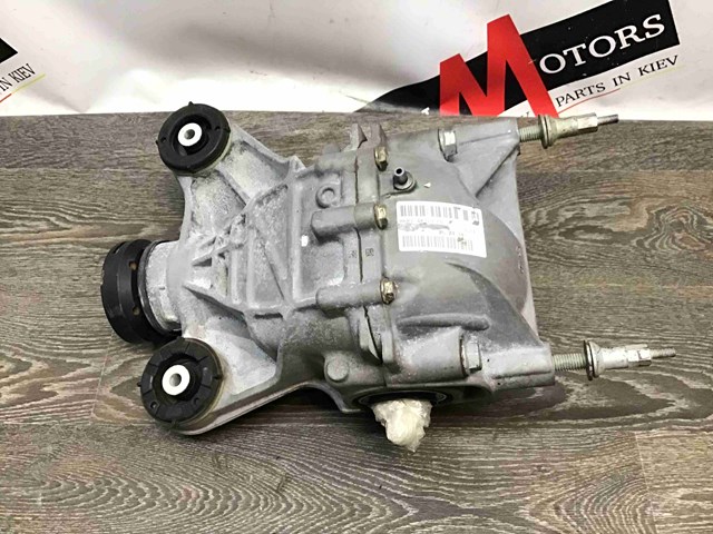 Редуктор заднього моста LR096011 LAND ROVER