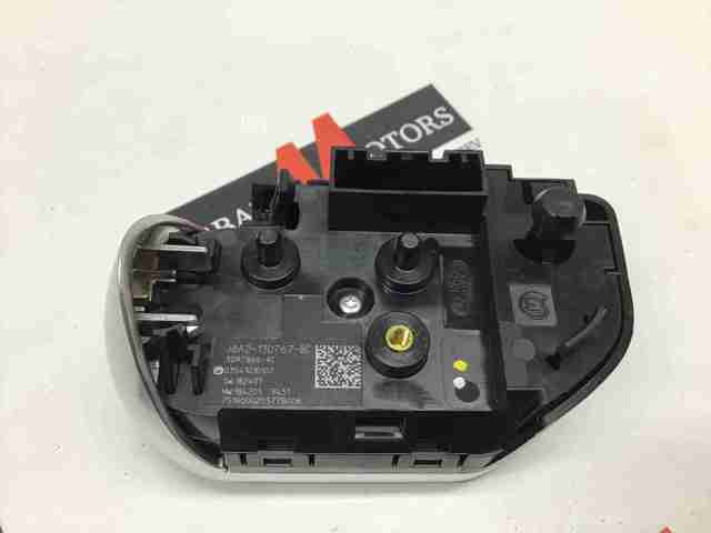 Блок кнопкових перемикачів кермового колеса LR116681 LAND ROVER