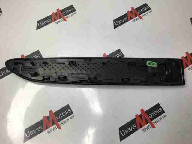 Молдинг переднього правого крила T4A4304 JAGUAR