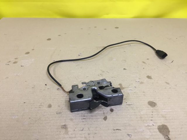 Замок кришки капота 5C7823509E VAG
