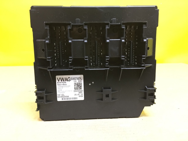 Блок комфорту 5K0937087AJ VAG