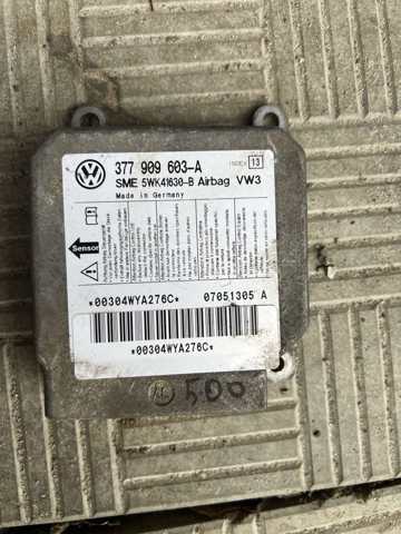 Блок управління airbag 377909603A VAG