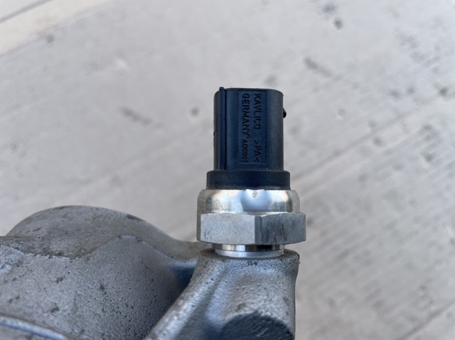 Датчик тиску вихлопних газів 0061536028 MERCEDES