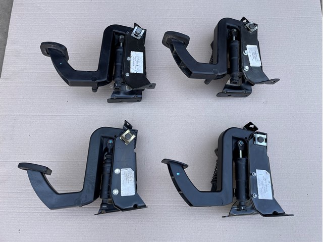 Педаль щеплення 6382900516 MERCEDES