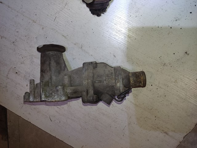 Помпа охолодження MD972002 MITSUBISHI