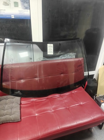 Автоскло Mercedes C