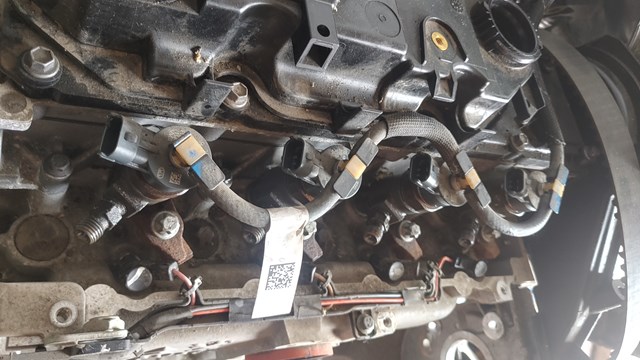 Форсунка дизельна в зборі, розпилювач + тримач 0445110340 PEUGEOT