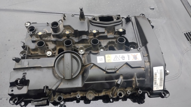 Кришка клапанів 11127611278 BMW