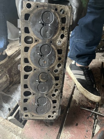 ГБЦ мотора 1848113 FORD