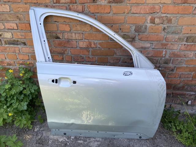 Дверка передня права 31698771 VOLVO