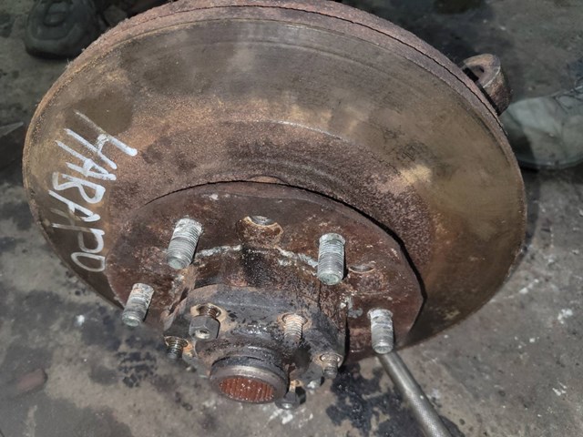 Цапфа поворотного кулака 40014VK355 NISSAN