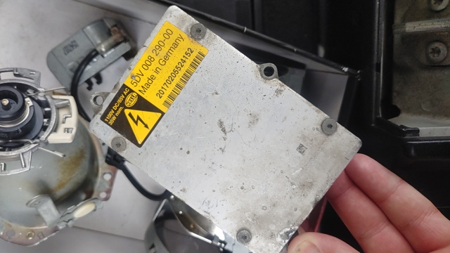 Блок розпалювання, ксенон 5DV00829000 MERCEDES