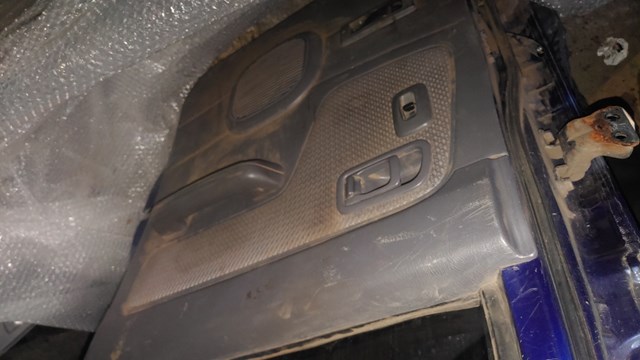 Склопідйомник з електродвигуном 80721VJ200 NISSAN
