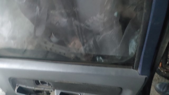 Двигун склопідіймача двері передньої, правої 807302S410 NISSAN