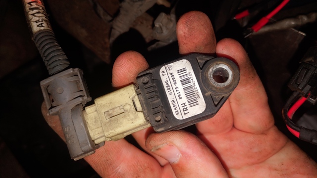 Датчик подушки безпеки 8917302030 TOYOTA