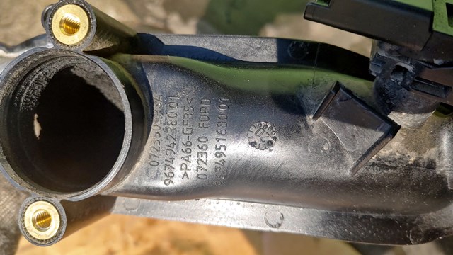 Патрубок дросельний 9674942380 PEUGEOT
