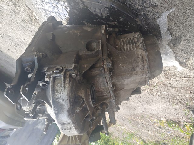 Ручна коробка передач 9680886610 PEUGEOT