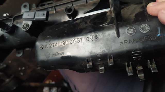 Колектор впускний A2740900437 MERCEDES