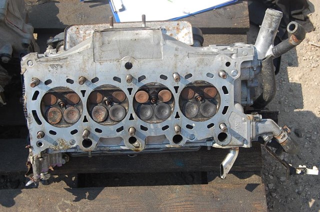 Головка блока циліндрів (ГБЦ) Honda Civic 8