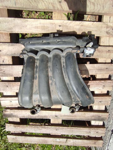 Колектор впускний 14001CY00A NISSAN