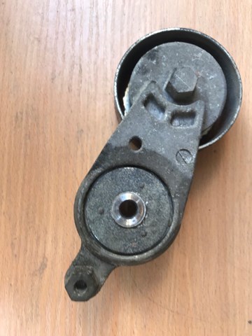 Натяжна планка поліклинового ременя 166200V022 TOYOTA