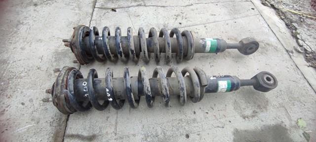 Стійка передня 4851060170 TOYOTA