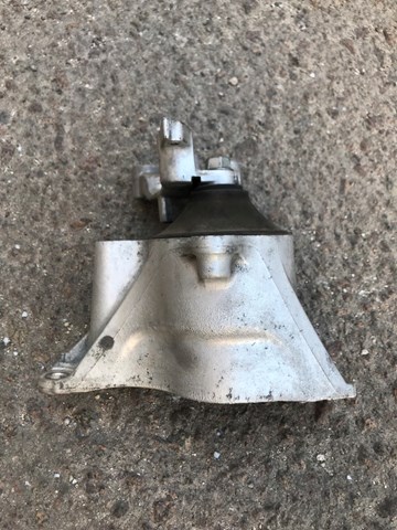 Подушка передньої опори двигуна 50820SMGE04 HONDA