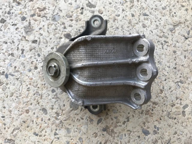 Подушка (опора) двигуна, ліва верхня 50870TA0A03 HONDA