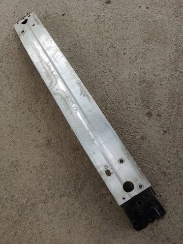 Швелер переднього бампера 5202142200 TOYOTA