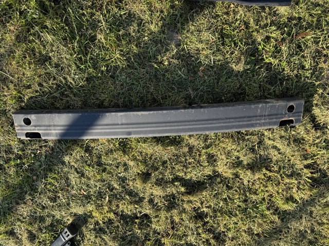 Підсилювач бампера заднього 5217133180 TOYOTA
