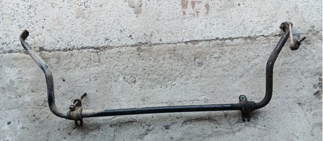 Стабілізатор передньої підвіски 546110036R RENAULT