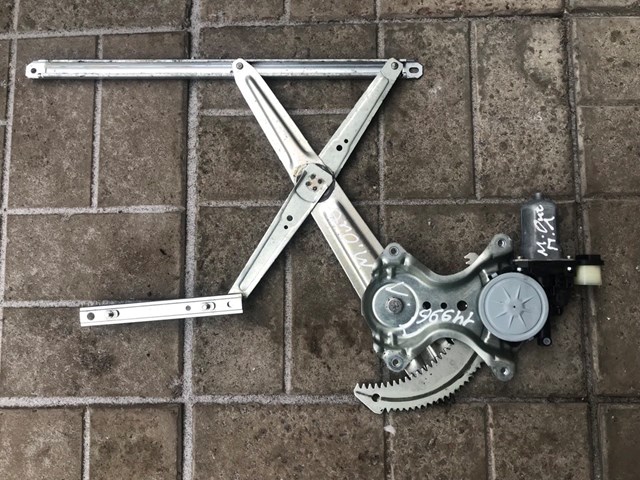 Механізм стеклопідйомника дверей передніх, лівих 5713A255 MITSUBISHI