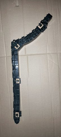 Кронштейн бампера заднього, зовнішній правий 71593T0AA01 HONDA