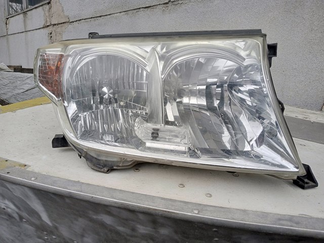 Фара основна права 8113060C82 TOYOTA