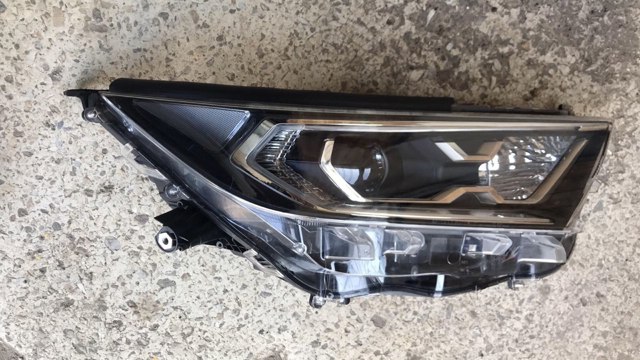 Фара передня права 8114542841 TOYOTA